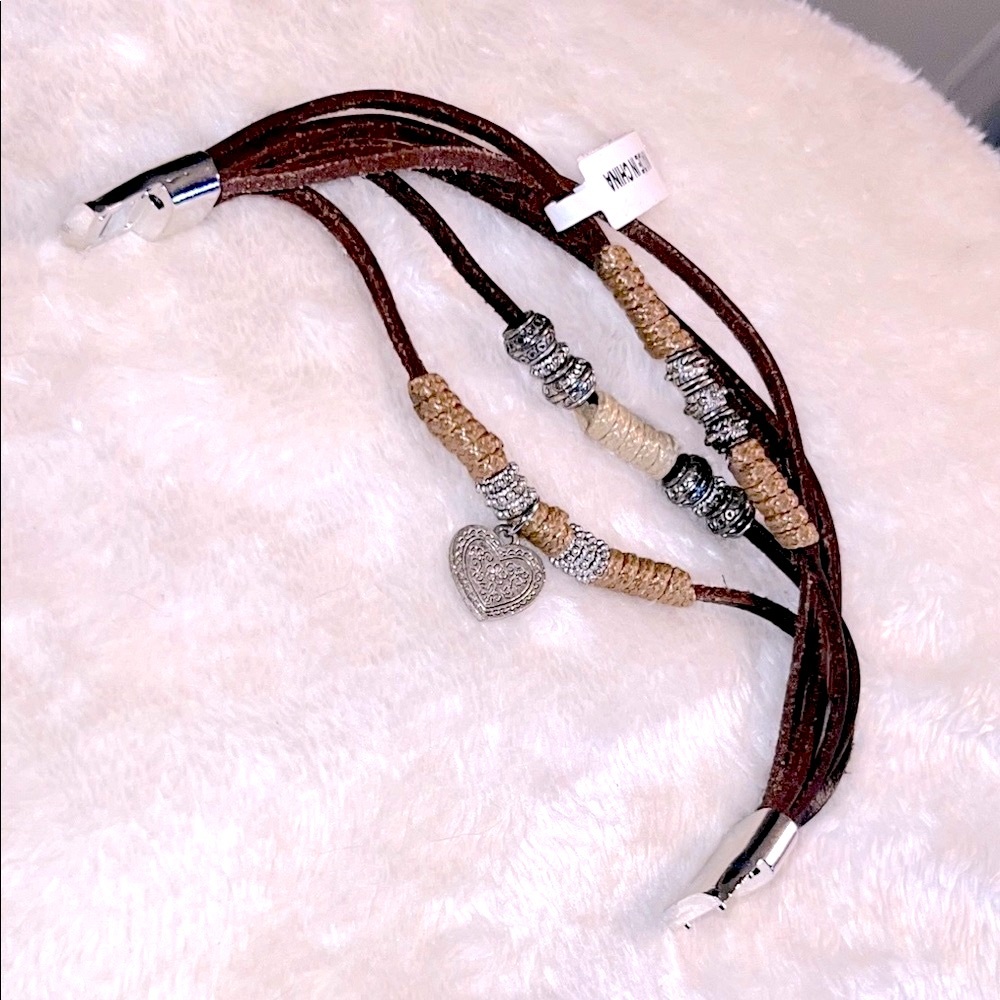 8.5”🩶 BROWN LEATHER MULTI-STRAND BRACELET w/SILVER MAGNETIC CLOSURE HEART CHARM - Picture 4 of 7